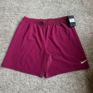 Nike Men's Athletic Shorts - Maroon